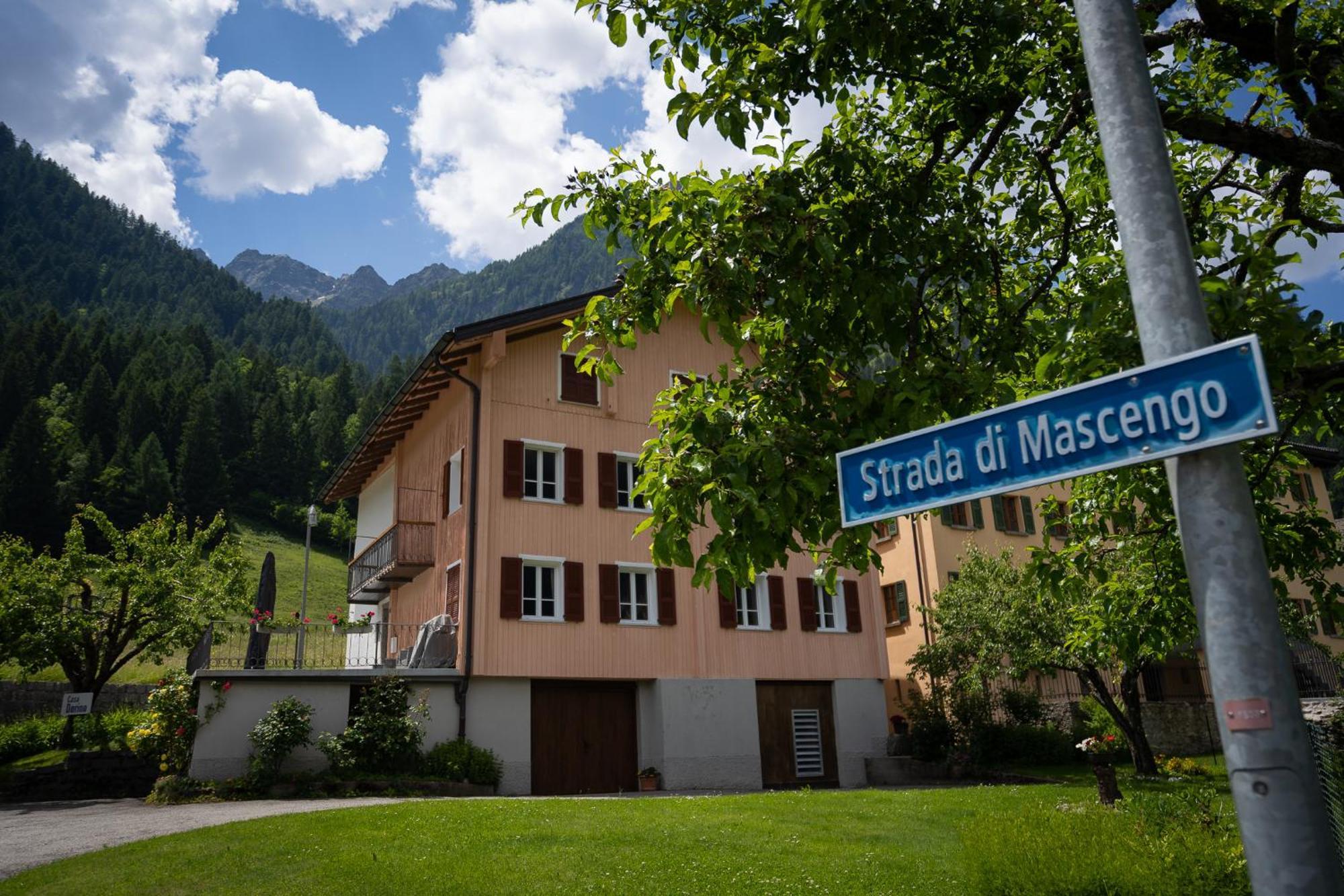 Casa Dorino - Luogo Idilliaco, Ideale Per Famiglie, Terrazza Ed Ampio Giardino, Vista Montagne, Sauna Privata Rodi Εξωτερικό φωτογραφία